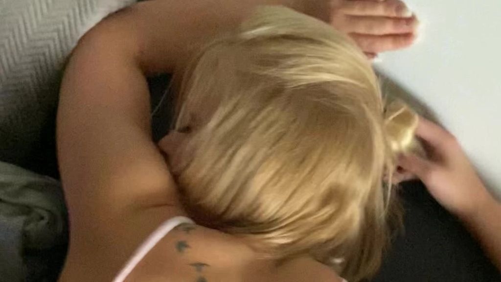 Lia Engel - PRIVATES SEXTAPE 18te BIRTHDAY!!! VON ALTEM HANDY!